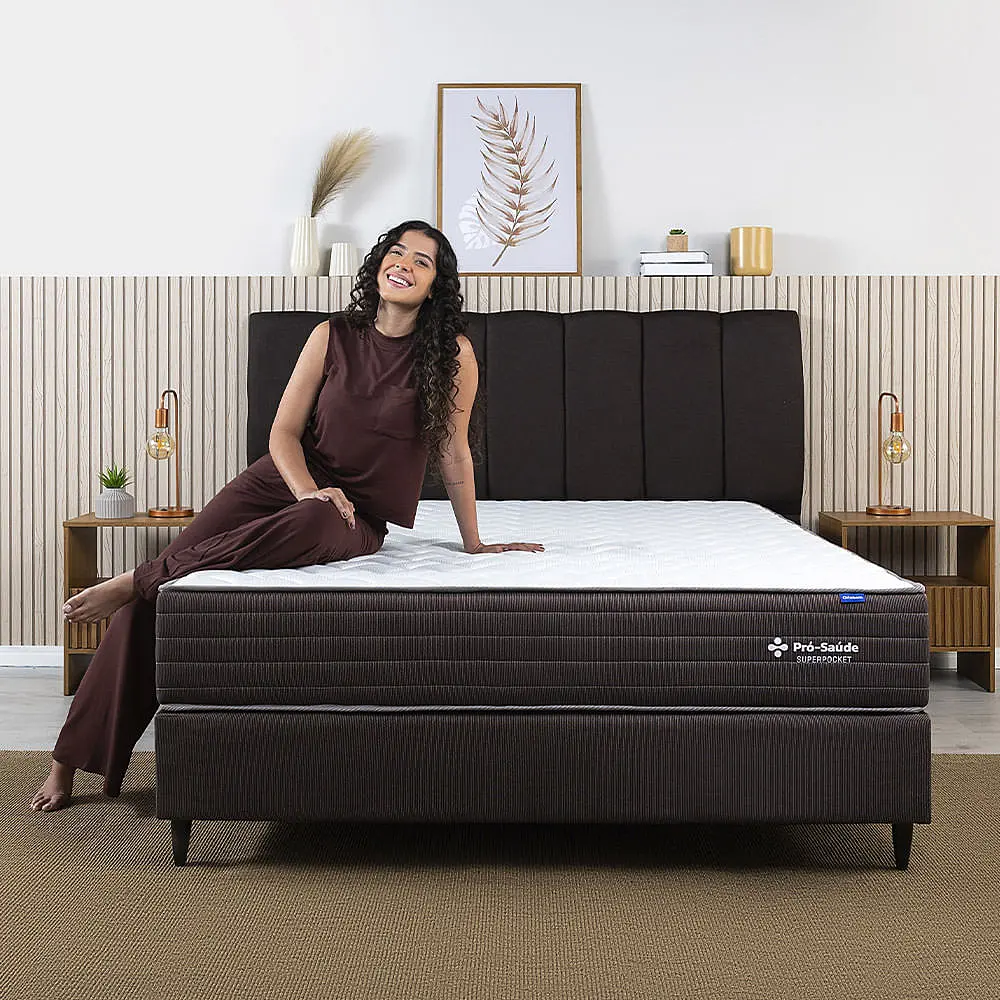 Conjunto Ortobom Pró Saúde Superpocket em ambiente decorado